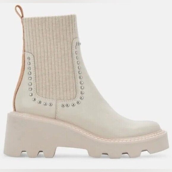 NEW Dolce Vita Hoven Stud H2O Waterproof Chelsea Boots, Ivory Leather Size 9.5 - Picture 2 of 13